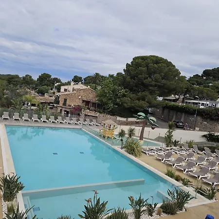 Voltaire キャンプ場 Saint-Raphaël