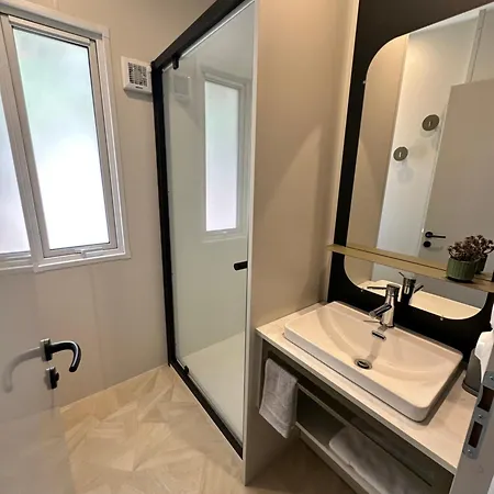 キャンプ場 Voltaire Saint-Raphaël