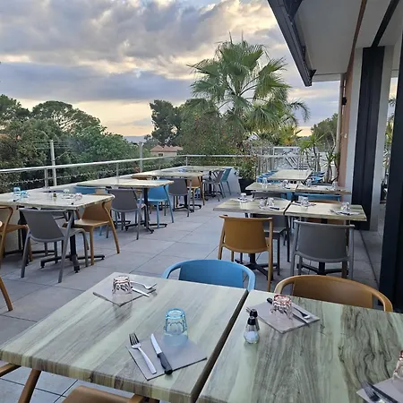 Kemp Voltaire Saint-Raphaël