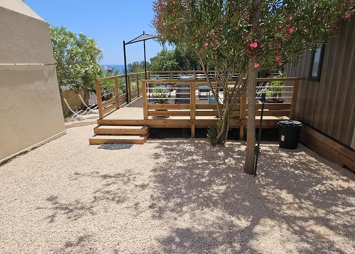 Voltaire Camping